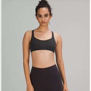Lululemon free to be wild sports bra